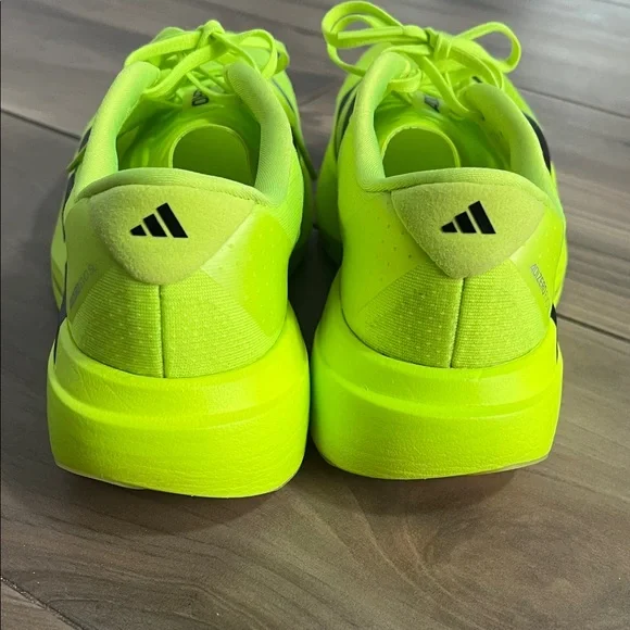 Adidas Evo SL Men’s 6.5/ Women’s 7.5 - Picture 5 of 8